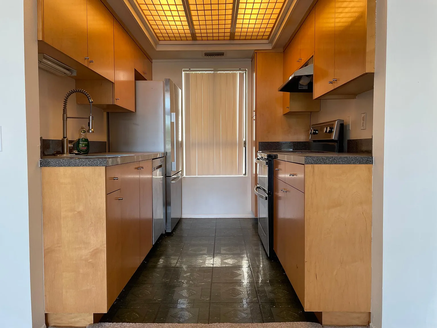 1415 N Sunrise Way — Photo 4