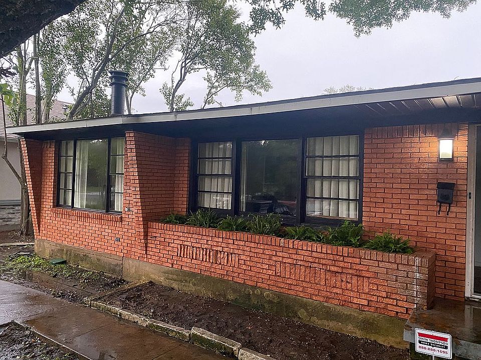 1st image of 10240 Newcombe Dr