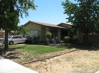 132 E Sage Ave, San Jacinto, CA 92582