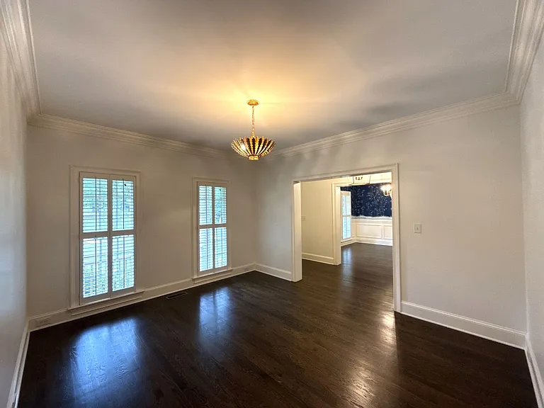 1500 Ferncliff Rd — Photo 2