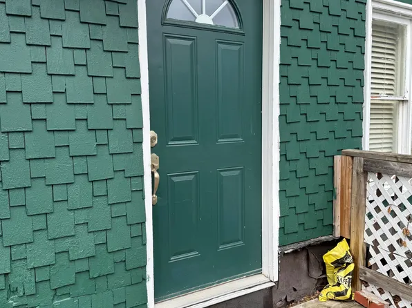 17 Alexander St, Brampton, ON