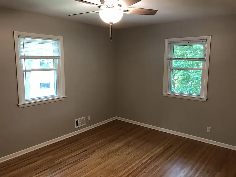 1300 Pierce Ter NE — Photo 11