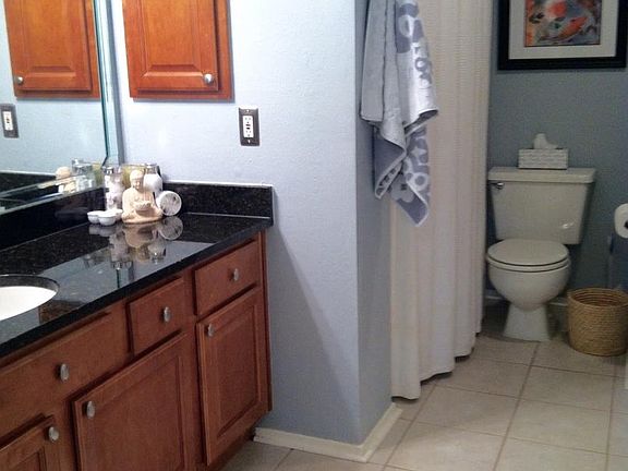5th image of 3309 Wyndham Cres #1183