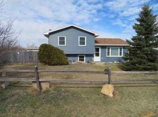 614 Bluebird Dr, Box Elder, SD 57719