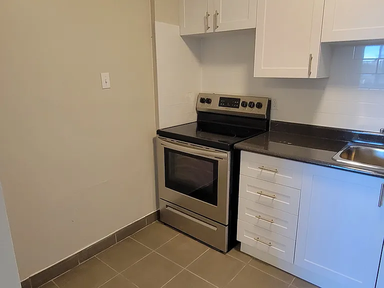 5 Spring St #312 — Photo 3