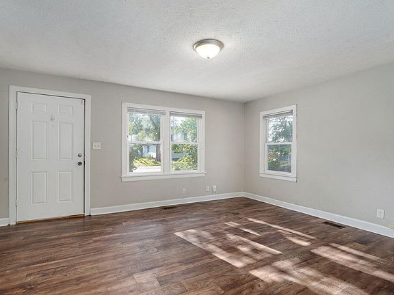 4th image of 511 N Warren Avenue