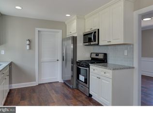 4 Buckingham Dr, Willingboro, NJ 08046