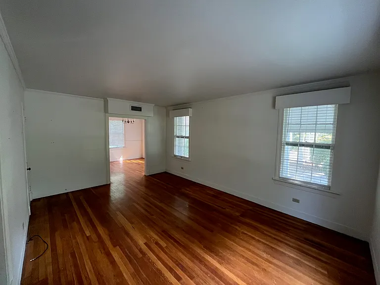 906 Corrine St #B — Photo 3
