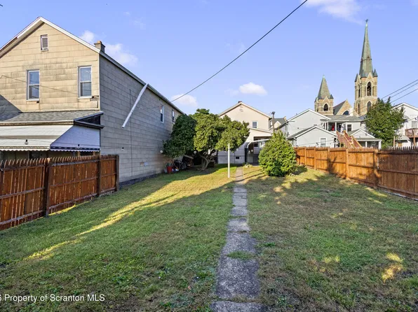 424 Hickory St, Scranton, PA 18505
