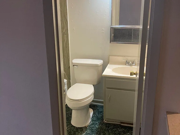 436 Steele Blvd — Photo 8