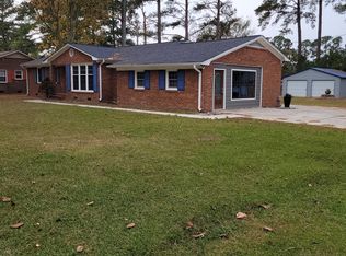 619 Forrest Rd, Warsaw, NC 28398