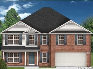 137 Harness Dr, Huntsville, AL 35806