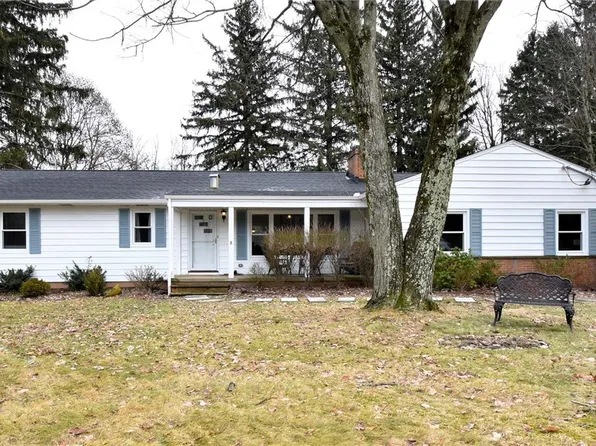 5445 Som Center Rd, Solon, OH 44139