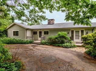 61 Highridge Rd, West Simsbury, CT 06092