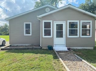 319 N Railroad St, Oran, MO 63771