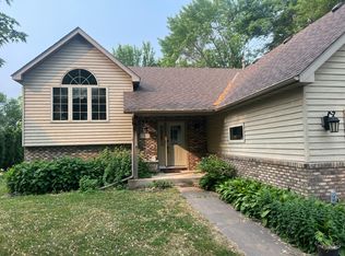 13415 295th St, Lindstrom, MN 55045