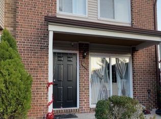 100 Marcum Ct, Sterling, VA