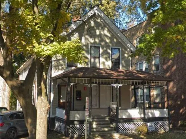 711 Emerson St #1, Evanston, IL 60201