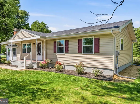12712 Grosstown Rd, Hughesville, MD 20637