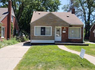 16720 Lincoln Ave, Eastpointe, MI 48021