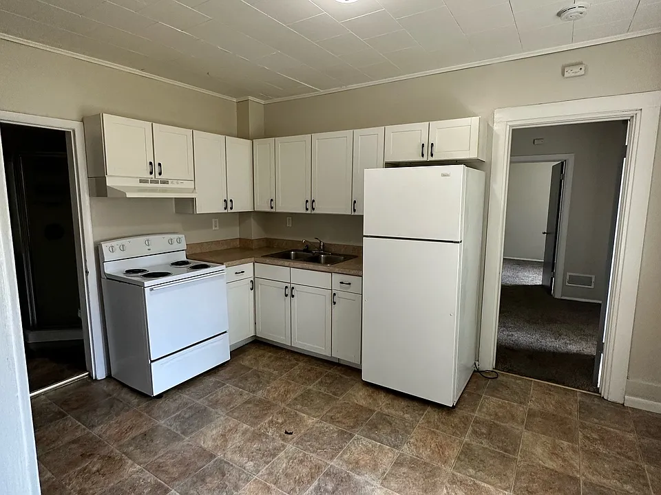 572 W 5th St #580-1-2