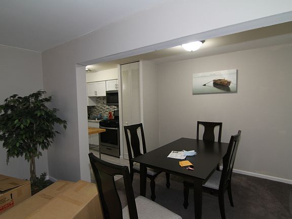 4th image of 5306 N Cumberland Ave APT 411