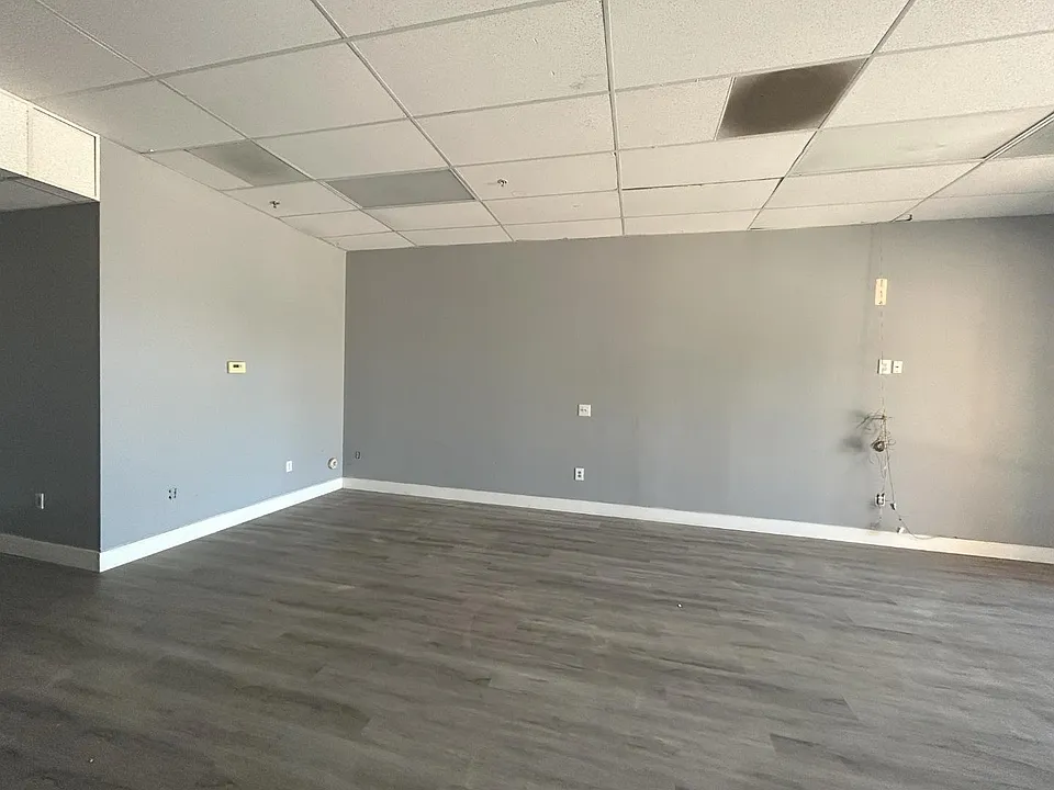 520 W Tennyson Rd