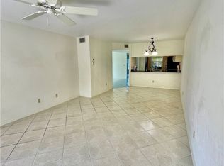 2726 Kings Lake Blvd #104, Naples, FL 34112