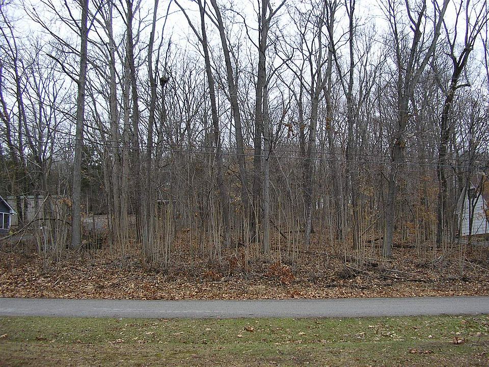 1st image of 169 W Windsor Cir