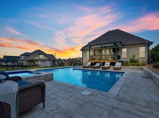 245 Hutch Ct, Gallatin, TN 37066