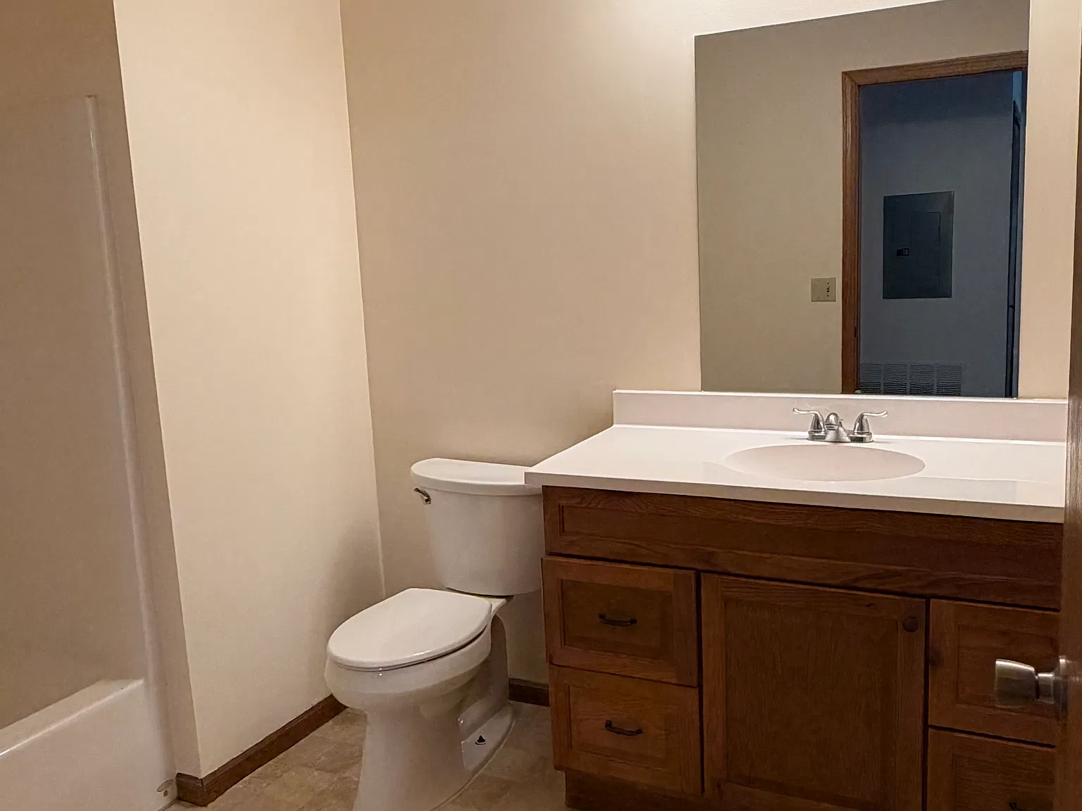 1 bed, $825 — Photo 4