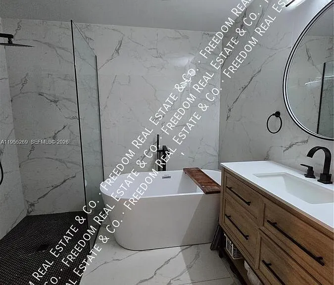 738 NE 90th St — Photo 5