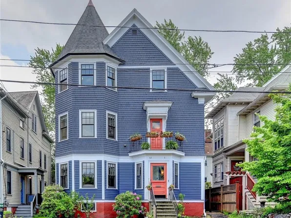 81-83 Irving Ave, Providence, RI 02906