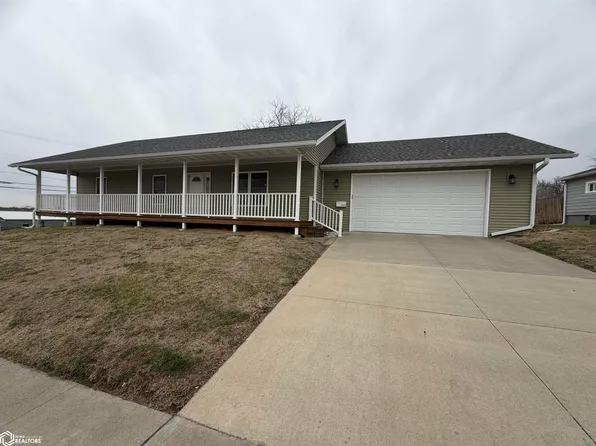 1227 W Washington St, Centerville, IA 52544