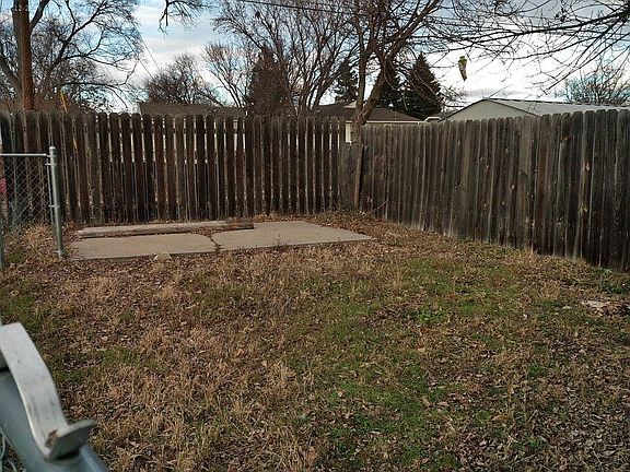 2nd image of 1903 W 1st Street