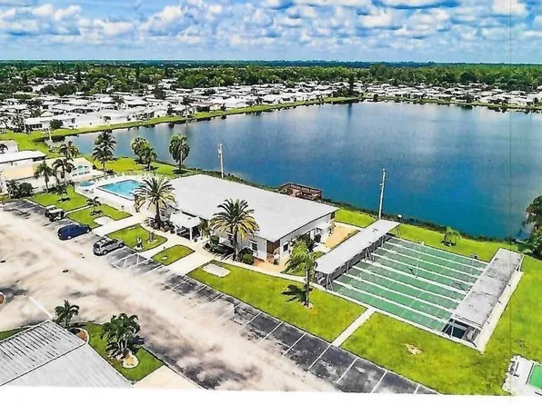 3050 Rain Dance Ln, North Fort Myers, FL 33917