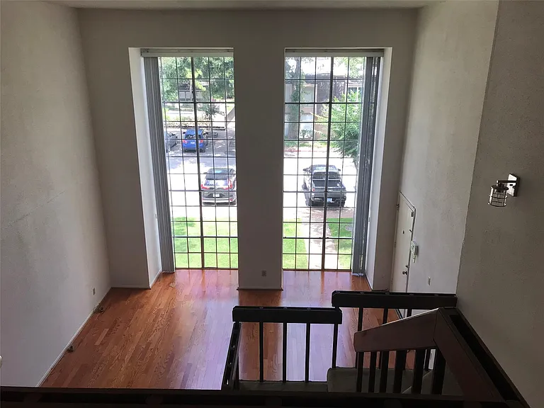 12633 Memorial Dr #106 — Photo 1