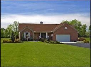 2785 Bridlewood St, Circleville, OH 43113