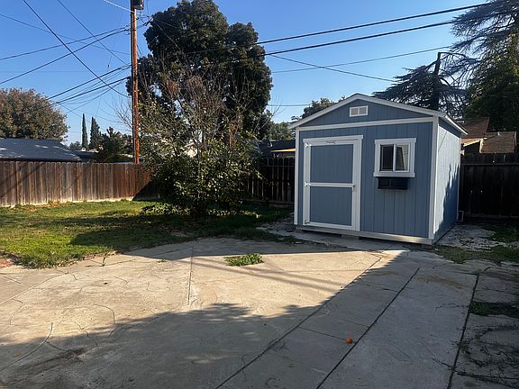 5th image of 1536 N Wilson Ave