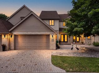 186 Crystal Harbour Dr, Lasalle, ON N9J3M8