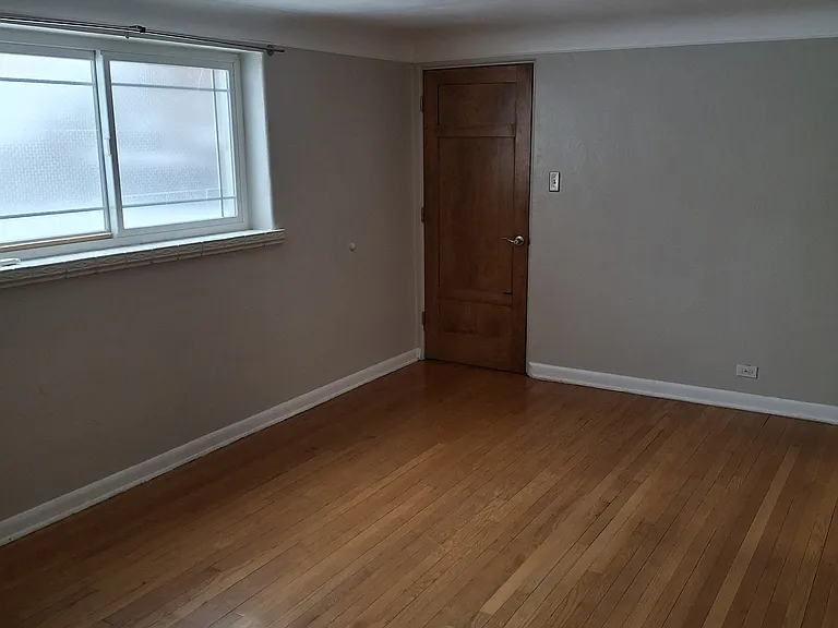 1535 Hudson St #6 — Photo 11
