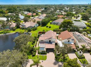 22 Las Brisas Way, Naples, FL 34108