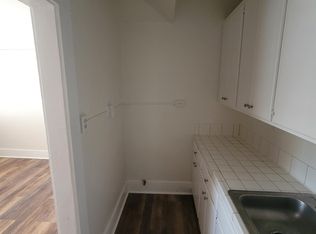 959 E. Broadway, Long Beach, CA 90802