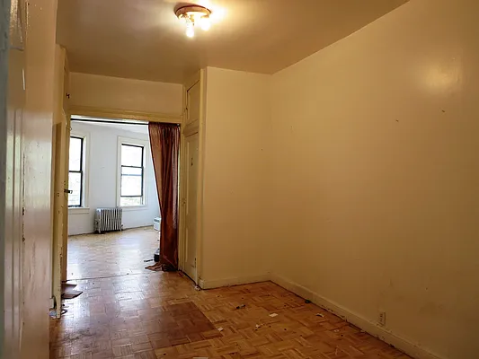 Rented by Eliaman Group, LLC | media 16