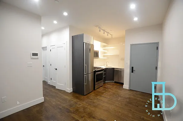 Rented by Brooklyn High Rise LLC | media 20