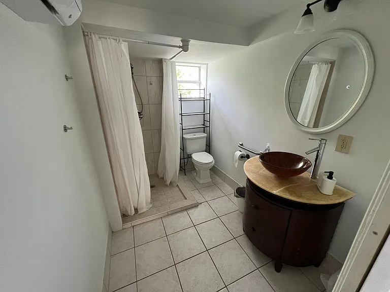 Easy shower for 2x1 or 4x2
