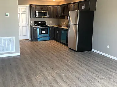 1012 N Vicksburg St #E — Photo 2