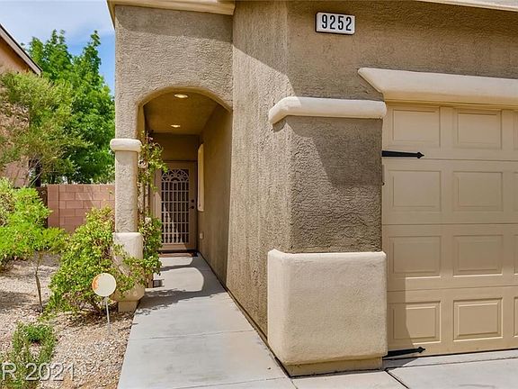 3rd image of 9252 Placer Bullion Ave