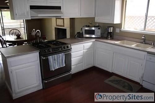 5th image of 4840 Papaya Dr