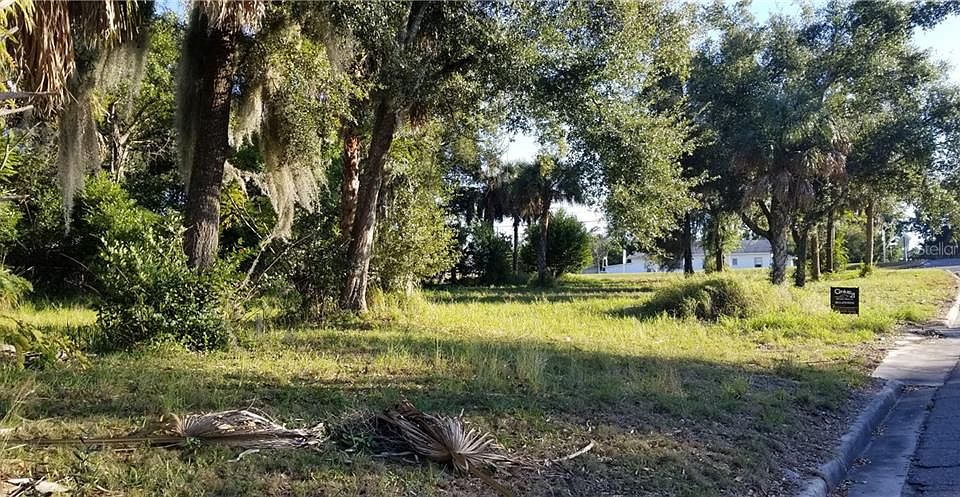 1st image of 518 4th St N